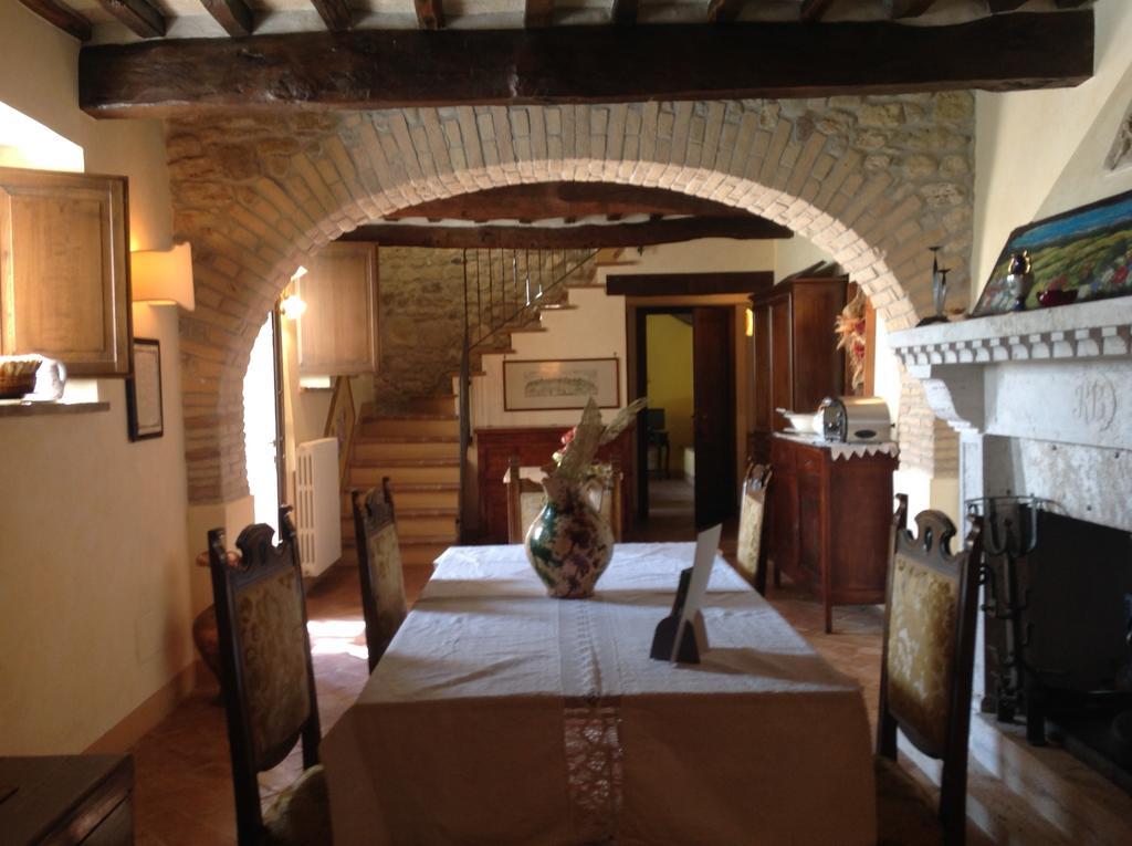 Agriturismo San Bartolomeo Монтеккьо Экстерьер фото